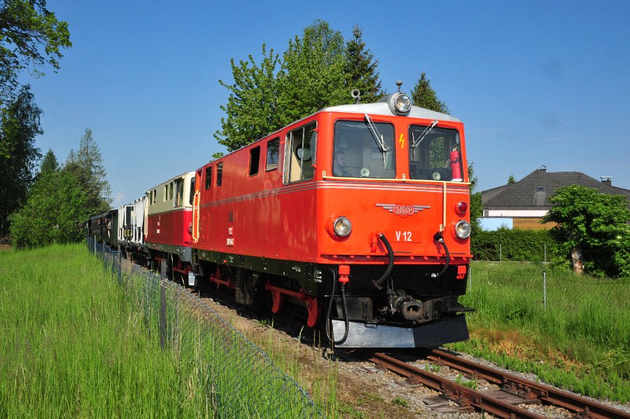 NÖVOG V5 und V12 Doppeltraktion 04